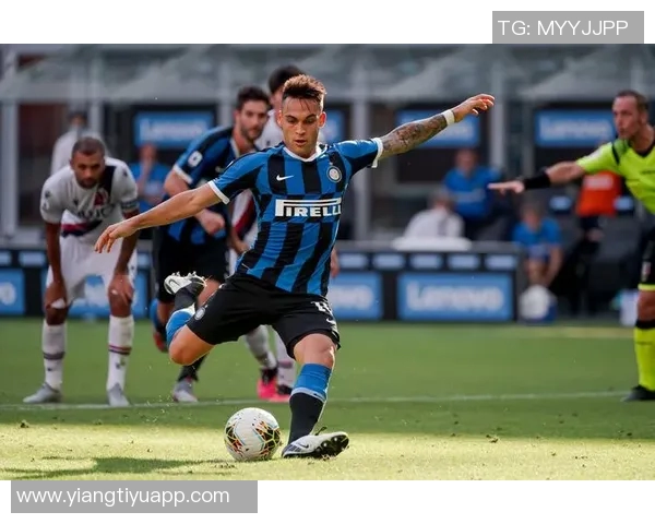 国米客战那不勒斯海报发布劳塔罗独自亮相展现斗志 国米客战那不勒斯海报发布劳塔罗独自亮相展现斗志