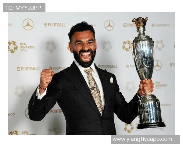 2025非洲年度最佳球员候选名单揭晓阿什拉夫萨拉赫与奥斯梅恩争夺荣耀 2025非洲年度最佳球员候选名单揭晓阿什拉夫萨拉赫与奥斯梅恩争夺荣耀