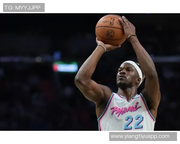 巴特勒下半场意外伤退14分钟仅得2分4篮板2助攻希望无碍