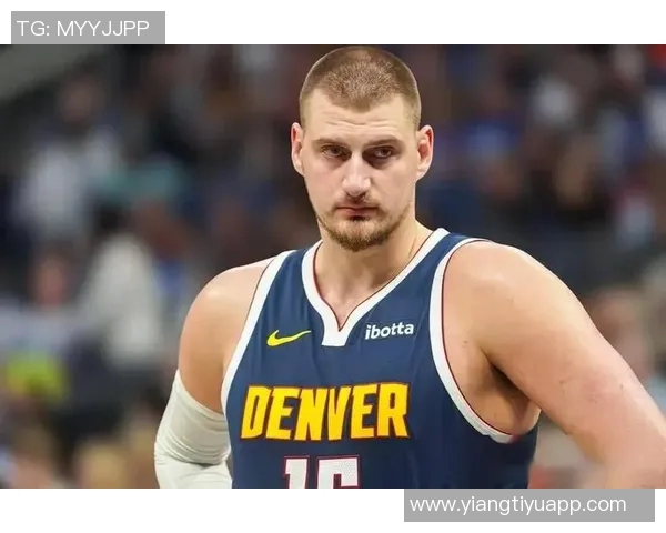 掘金半场小幅领先国王约基奇表现出色戈登贡献12分威少状态低迷三分球未能命中