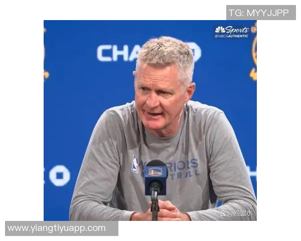 小子竟然偷走我的技能包波斯特彩虹三分命中库里场下无奈抱头叹息 小子竟然偷走我的技能包波斯特彩虹三分命中库里场下无奈抱头叹息