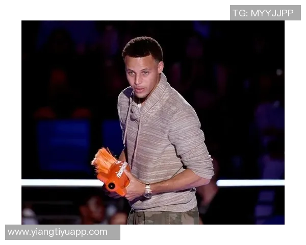 助教分析库里健身与手感的平衡之道探讨运动员体型与技能的关系