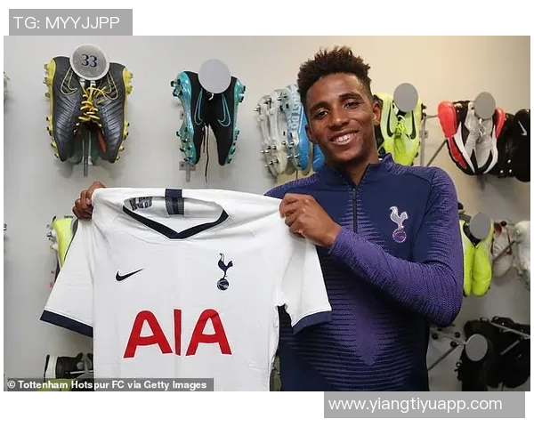 曼城年轻中场杰登赫斯基租借加盟谢周三成功体检即将披上新战袍