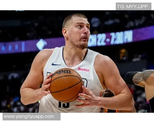 约基奇创历史第二佳绩12次三双35分15篮板10助攻仅次于罗伯特森