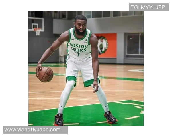 杰伦布朗回应冲突事件称斯图尔特是好人只是开玩笑而已