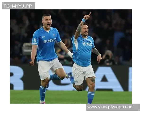 那不勒斯精彩进球波利塔诺助攻斯皮纳佐拉精彩抽射破门